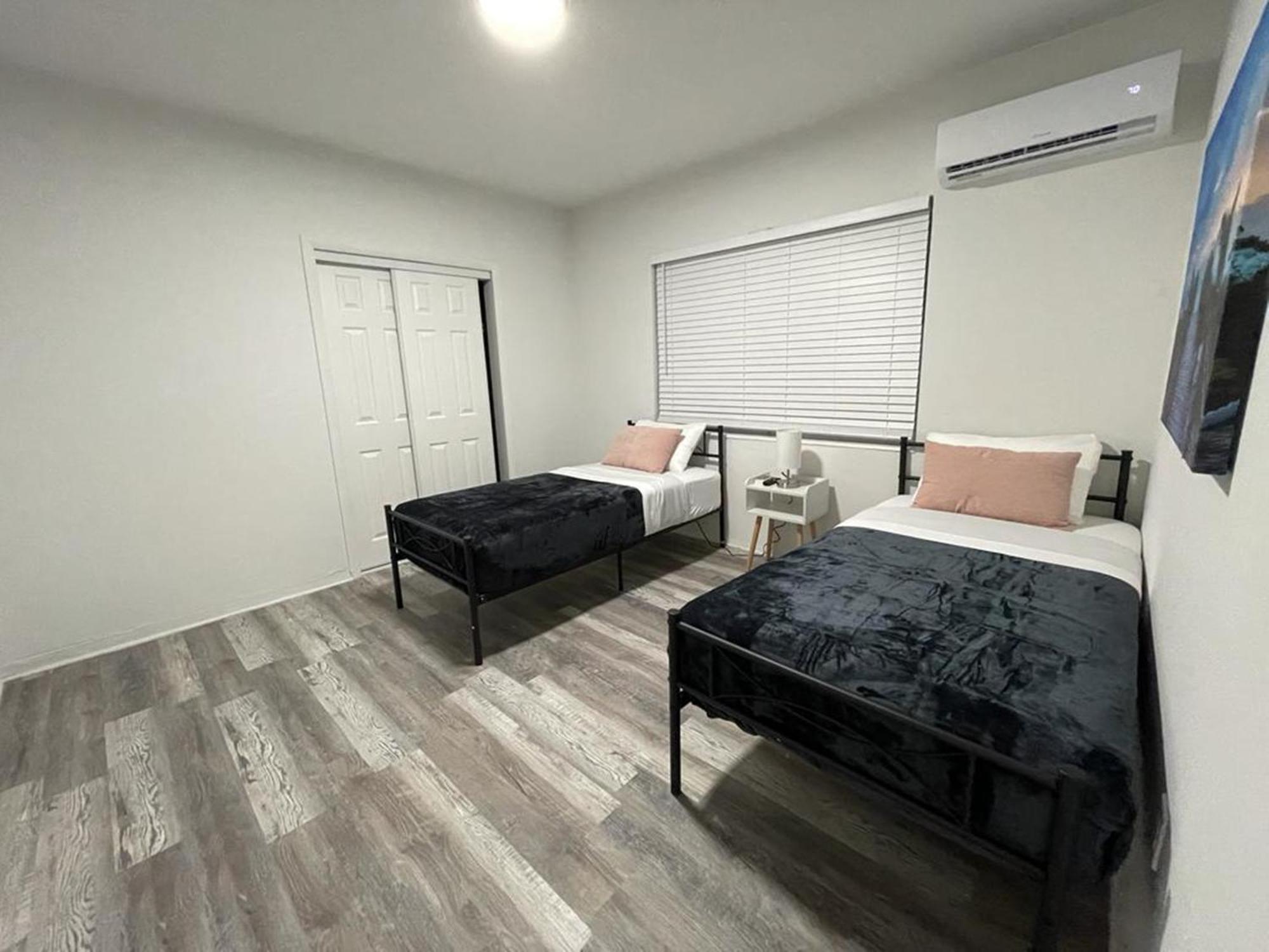 Douglas Rd Apartments 迈阿密 外观 照片